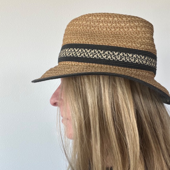 Eric Javits Natural/Black Fedora - Picture 4 of 5